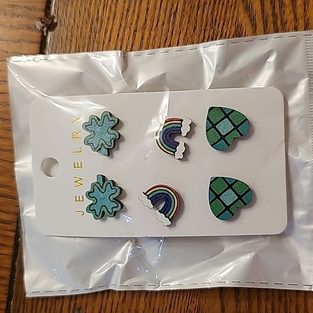 3 pair of st patricks day stud earrings